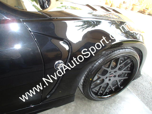 Nissan 370Z NVD Vented Front fender carbon