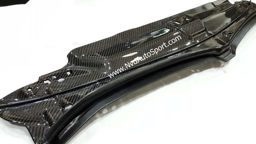 BMW G20, G22, G80 M3, G82 M4 Carbon fiber Engine Compartment center cover