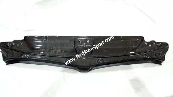 BMW G20, G22, G80 M3, G82 M4 carbon fiber engine compartment center cover