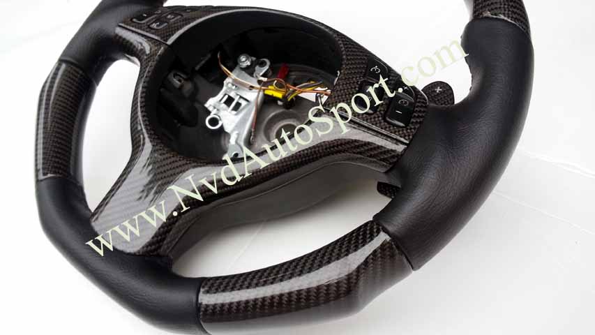 Multifunction Steering Wheel with Shift Paddles