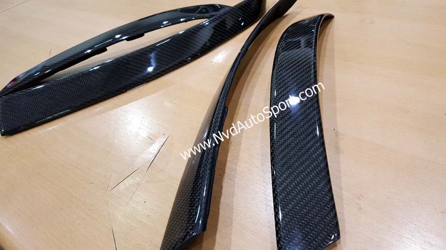 BMW E60, E60 M5 Carbon fiber interior door pull caps