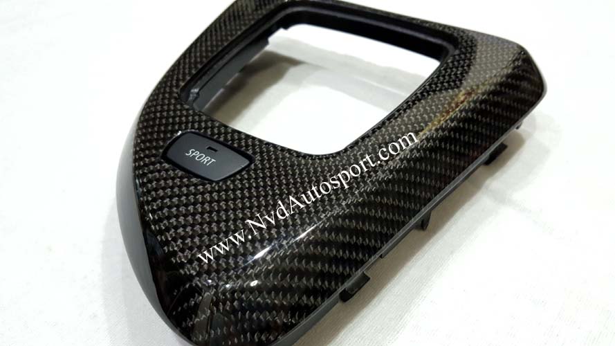 BMW E82, E88 135i Carbon fiber interior shifter bezel