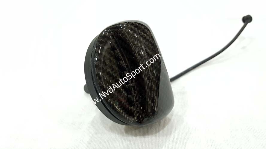 BMW F30, F32, F33, F34, F80 M3, F82 M4, F83 M4, F22, F87 M2, F10 M5, F06, F12, F13 M6, M8 Carbon fiber petrol filler cap