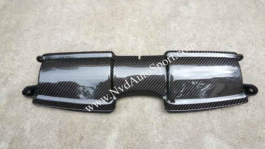 BMW E90 E91 E92 E93 M3 Carbon fiber Front Hood Suction